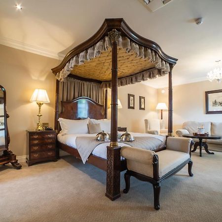 Finnstown Castle Hotel Lucan Ngoại thất bức ảnh
