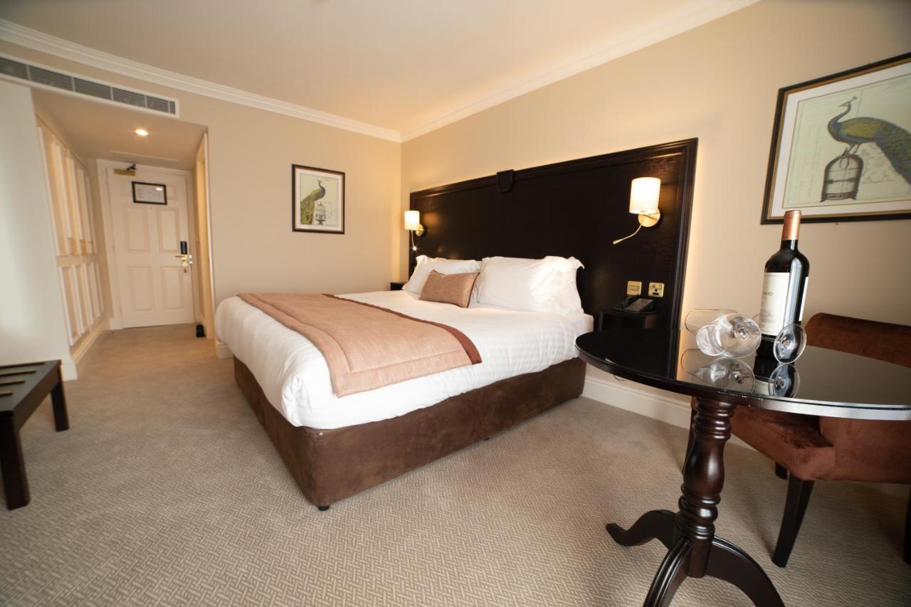 Finnstown Castle Hotel Lucan Ngoại thất bức ảnh