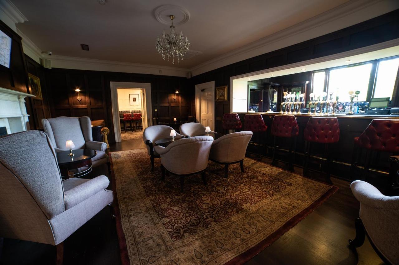Finnstown Castle Hotel Lucan Ngoại thất bức ảnh
