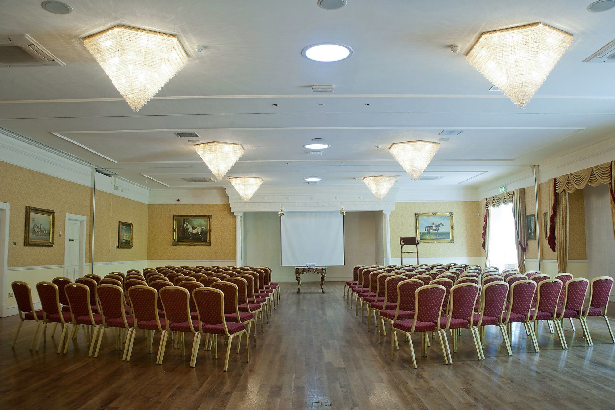 Finnstown Castle Hotel Lucan Ngoại thất bức ảnh